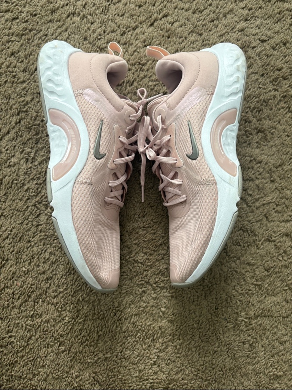 Nike Women’s Light Pink Athletic Sneakers with White Sole